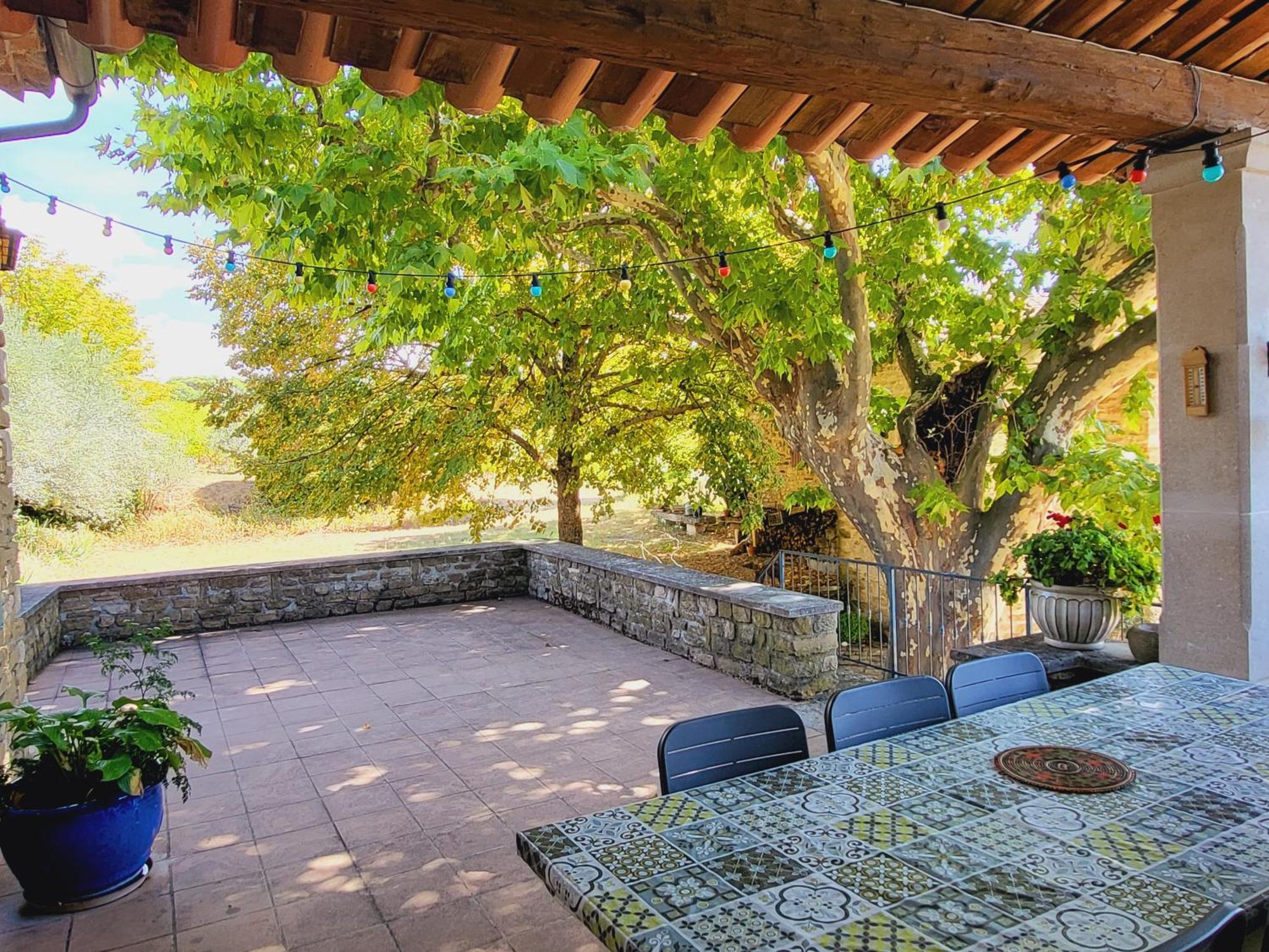 Les Saffres - Gite De Charme Pour 8 Personnes Valreas Exterior photo